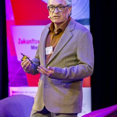 Dr. Beitinger bei seiner Keynote